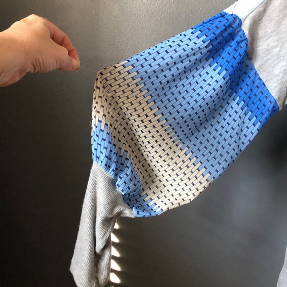 Anthropologie long sleeve blouse/t-shirt - Picture 6 of 8